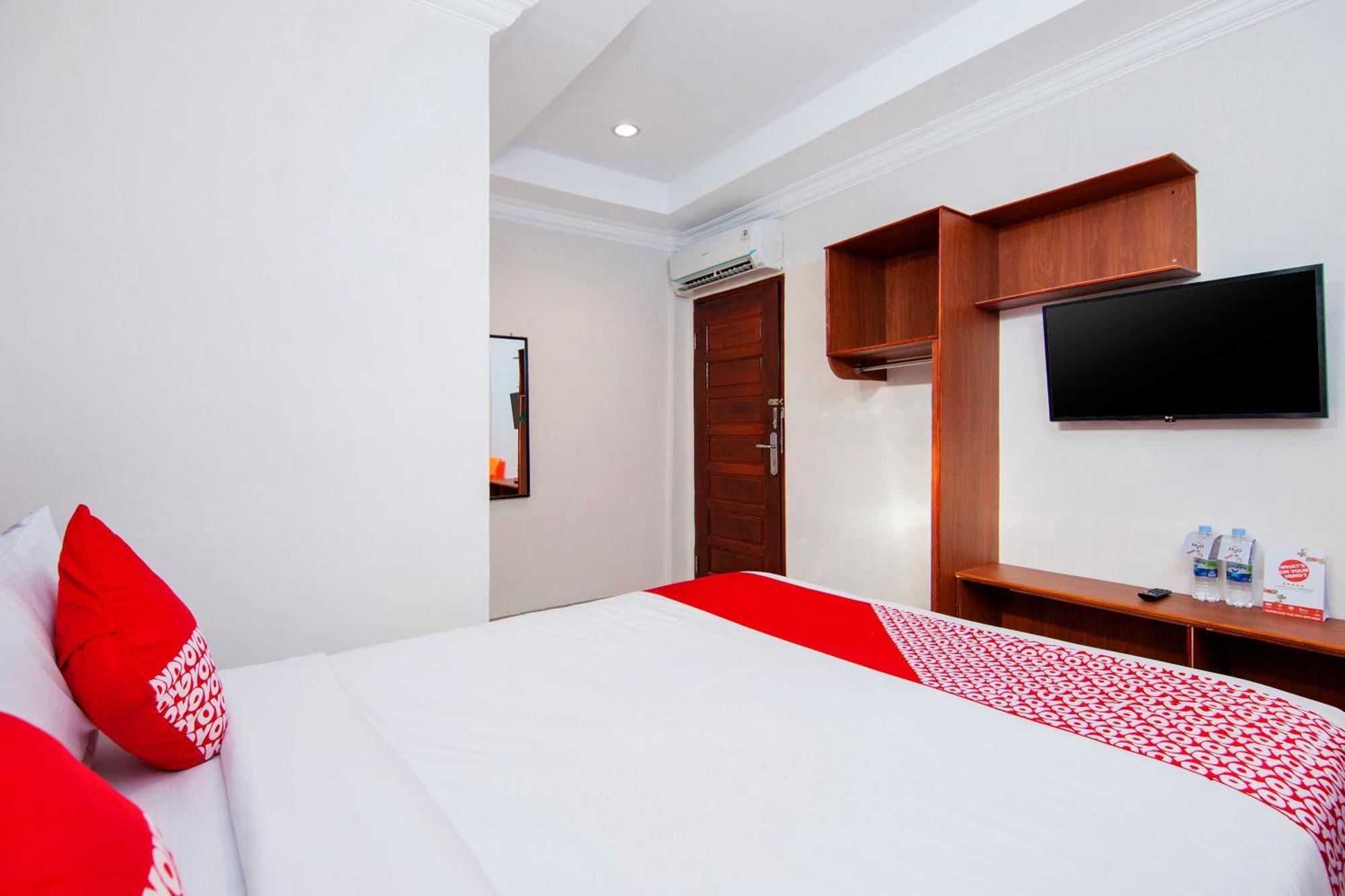 โอโย 621 วาเนีย เรสซิเดนซ์ Hotel เมดาน ภายนอก รูปภาพ